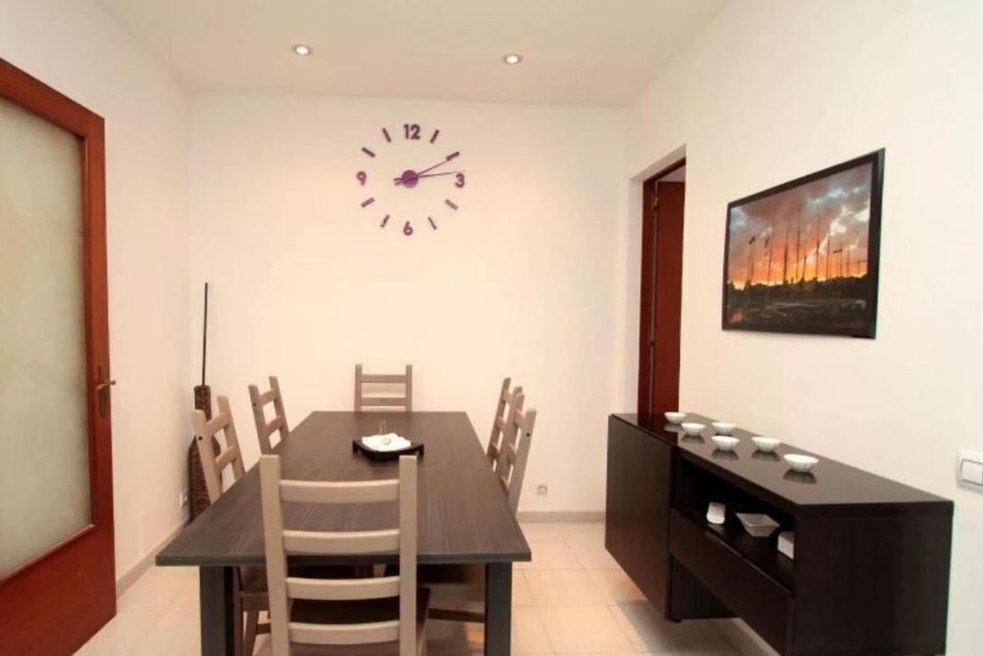 Modern Pad In A Great Old Barrio Apartment